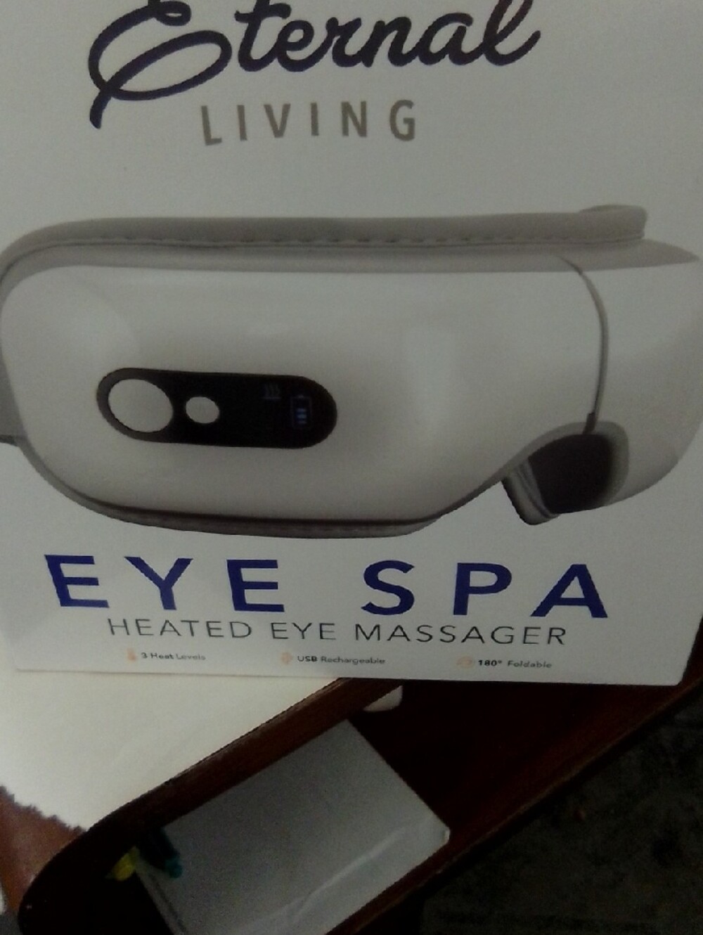 White Heated Eye Massager - Eye Spa
